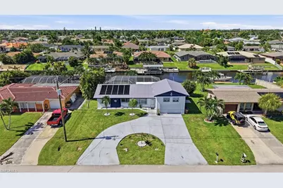 1421 SE 29th Ter, Cape Coral, FL 33904 - Photo 3