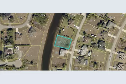 560 Pachman Cir, Lehigh Acres, FL 33974 - Photo 1