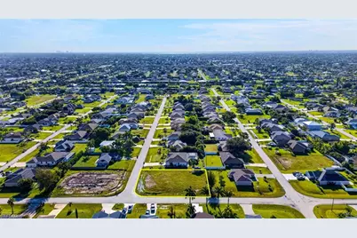 1322 SW 34th St, Cape Coral, FL 33914 - Photo 13