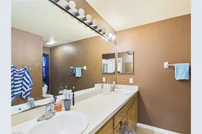 1858 Marlboro Ln, Lehigh Acres, FL 33972 - Photo 9