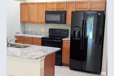 3706 SE 9th Pl, Cape Coral, FL 33904 - Photo 3