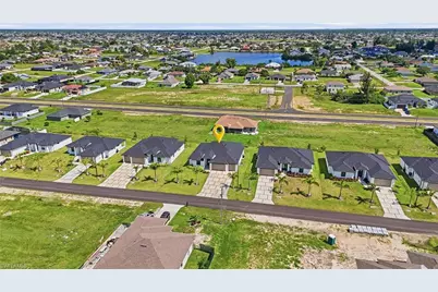 329 NE 15th Ter, Cape Coral, FL 33909 - Photo 3