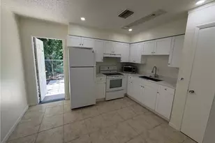 5829 Casablanca Ct, Fort Myers, FL 33919 - Photo 7