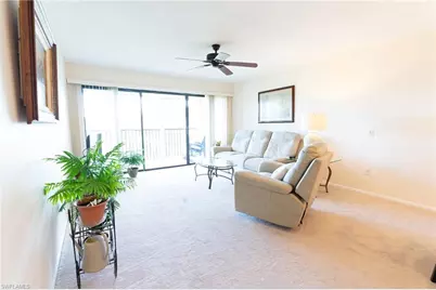 1747 Pebble Beach Dr #302, Fort Myers, FL 33907 - Photo 5