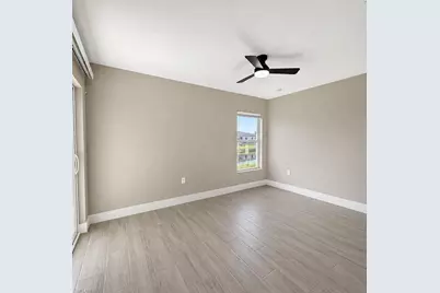 3464 NE 9th Pl, Cape Coral, FL 33909 - Photo 13