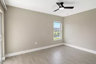 3464 NE 9th Pl, Cape Coral, FL 33909 - Photo 13