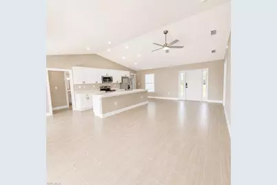3464 NE 9th Pl, Cape Coral, FL 33909 - Photo 3
