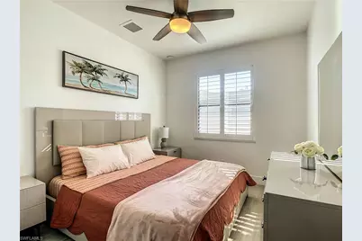 217 SW 21st St, Cape Coral, FL 33991 - Photo 23