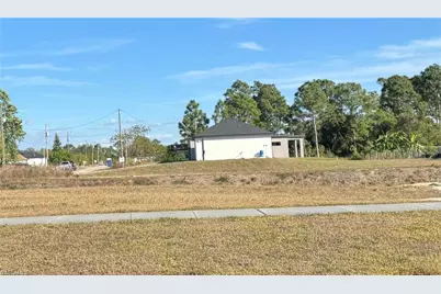 3015 4th St SW, Lehigh Acres, FL 33976 - Photo 35