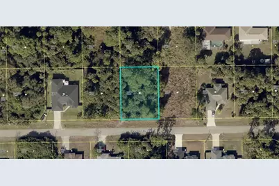 869 Spaulding St E, Lehigh Acres, FL 33974 - Photo 1