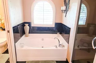 4137 SW 10th Ave, Cape Coral, FL 33914 - Photo 11