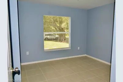 1010 Johns Ave, Lehigh Acres, FL 33972 - Photo 9
