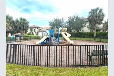 17191 Wrigley Cir, Fort Myers, FL 33908 - Photo 47