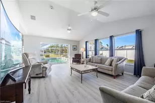 937 El Dorado Pkwy W, Cape Coral, FL 33914 - Photo 15