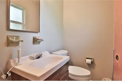 205 Maine Ave, Fort Myers, FL 33905 - Photo 17