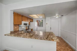 2700 Park Windsor Dr, Fort Myers, FL 33901 - Photo 19