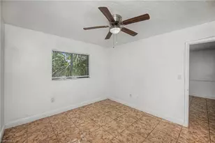 2700 Park Windsor Dr, Fort Myers, FL 33901 - Photo 25