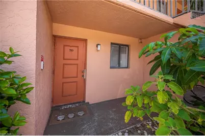 2700 Park Windsor Dr #713, Fort Myers, FL 33901 - Photo 7