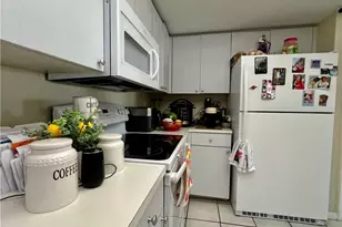 118 SW 10th Terrace, Cape Coral, FL 33991 - Photo 25