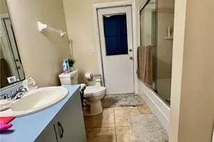 118 SW 10th Terrace, Cape Coral, FL 33991 - Photo 11