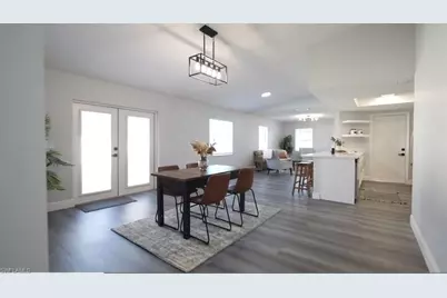 8434 N River Dune St, Tampa, FL 33617 - Photo 9