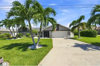 1017 SE 36th Ter, Cape Coral, FL 33904 - Photo 3