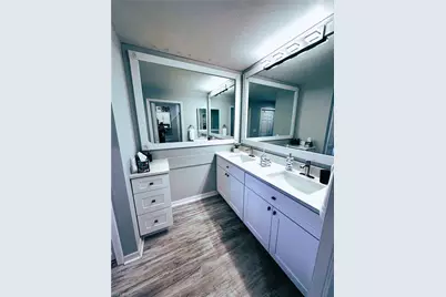5805 Trailwinds Dr #326, Fort Myers, FL 33907 - Photo 17