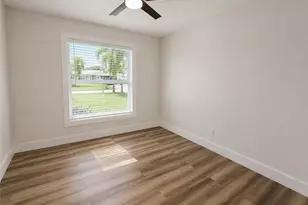 2835 SE 18th Ave, Cape Coral, FL 33904 - Photo 11