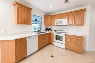 1433 SE 17th St, Cape Coral, FL 33990 - Photo 7