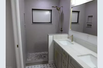 6656 Wakefield Dr, Fort Myers, FL 33966 - Photo 9