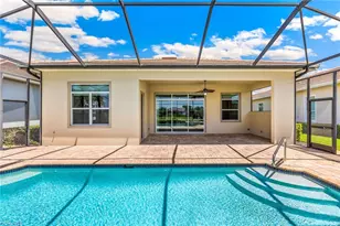 12764 Fairway Cove Ct, Fort Myers, FL 33905 - Photo 21