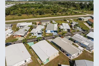 244 Daisy Ave, Fort Myers, FL 33908 - Photo 29
