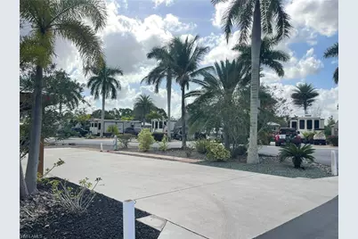 5235 Pineland Daisy Trl, Fort Myers, FL 33905 - Photo 17