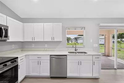 228 Ambury St, Fort Myers, FL 33913 - Photo 11