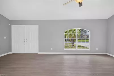 228 Ambury St, Fort Myers, FL 33913 - Photo 7