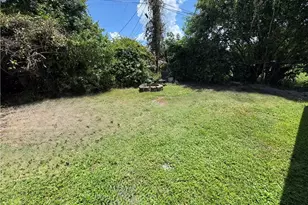 119 SE 23rd Pl, Cape Coral, FL 33990 - Photo 3