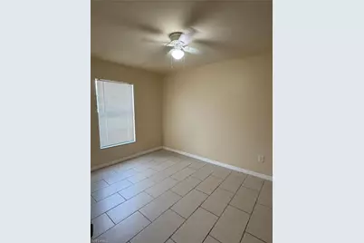 1622 SW 33rd St, Cape Coral, FL 33914 - Photo 5