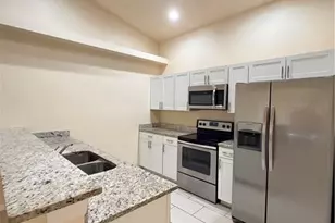 1622 SW 33rd St, Cape Coral, FL 33914 - Photo 3