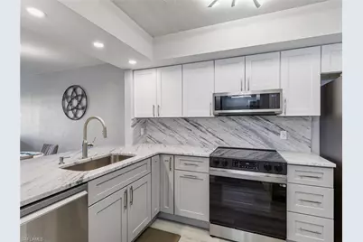 5471 Peppertree Dr #7, Fort Myers, FL 33908 - Photo 13