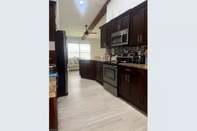 3506 Country Club Blvd, Cape Coral, FL 33904 - Photo 5