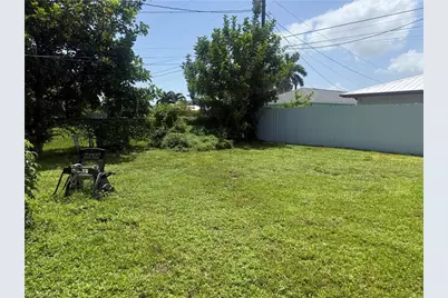 3506 Country Club Blvd, Cape Coral, FL 33904 - Photo 13