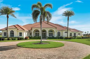 20301 Barefoot Ski Blvd, Estero, FL 33928 - Photo 7