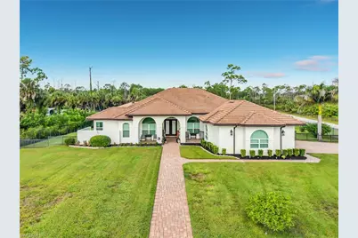 90 22nd Ave NW, Naples, FL 34120 - Photo 3
