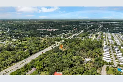 27575 Imperial Pkwy, Bonita Springs, FL 34135 - Photo 11
