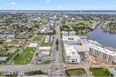 429 Cape Coral Pkwy E, Cape Coral, FL 33904 - Photo 9