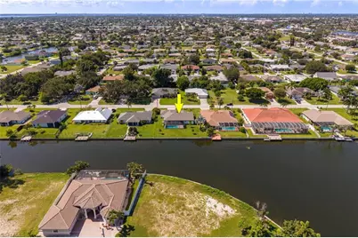 1807 NE 2nd St, Cape Coral, FL 33909 - Photo 33