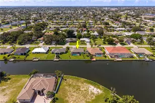 1807 NE 2nd St, Cape Coral, FL 33909 - Photo 33