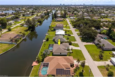 1807 NE 2nd St, Cape Coral, FL 33909 - Photo 35