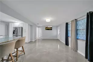77 Glenmont Dr W, North Fort Myers, FL 33917 - Photo 9