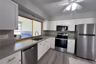 1920 W Lakeview Blvd, North Fort Myers, FL 33903 - Photo 7
